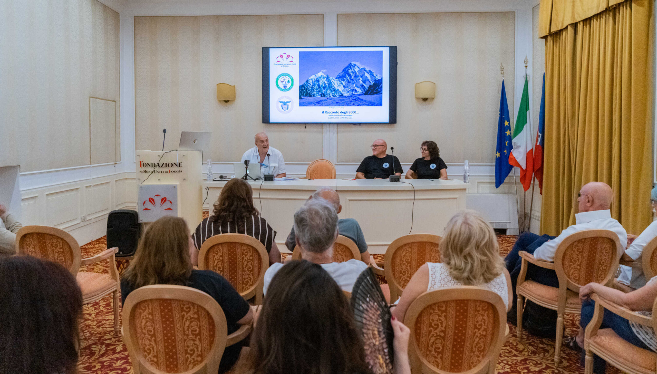 Inaugurazione della mostra Senza Posa K2 1954 alla Fondazione dei Monti Uniti di Foggia dedicata alla conquista italiana del K2.